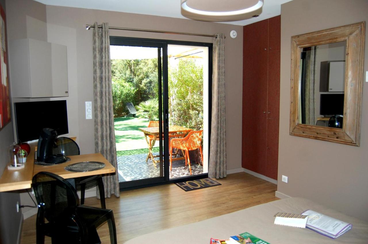 Le Clos des Barelles Six-Fours-les-Plages Exterior foto